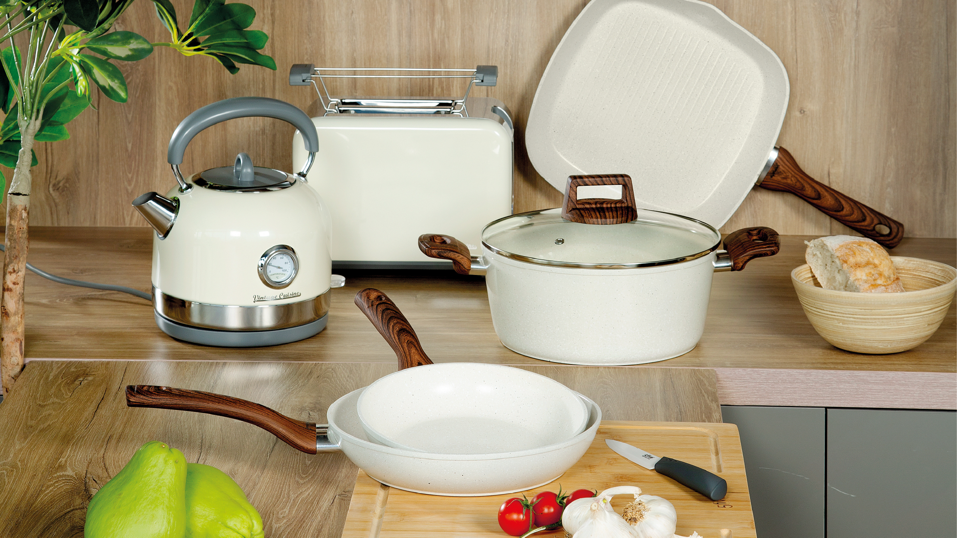 /on/demandware.static/-/Sites-homa-storefront-pt/default/dw73d3bc54/Cozinha_Caçarolas, panelas e fervedores_20240124 textos SEO páginas categorias.jpg